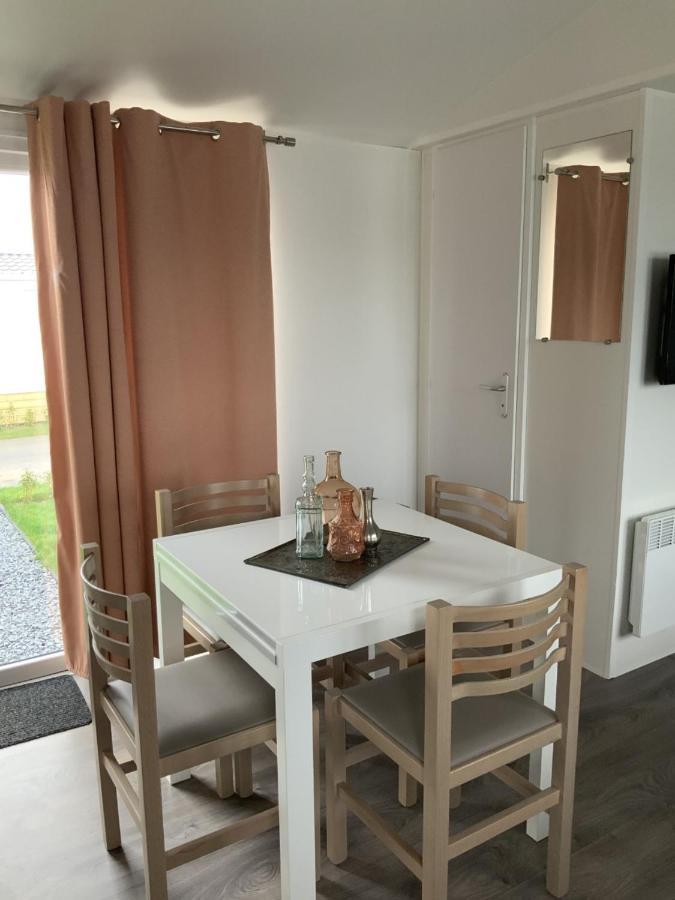 Chalet Zonnig Zeeland Hotel Oostkapelle Eksteriør billede