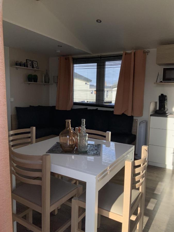 Chalet Zonnig Zeeland Hotel Oostkapelle Eksteriør billede